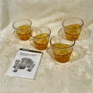 NWOT Tupperware Amber Drinkware Set (LAST one)
